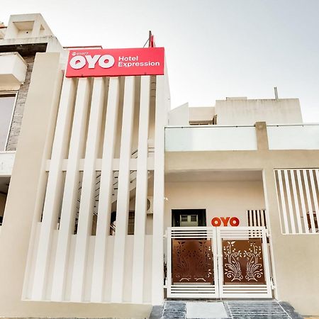 Hotel O Expression Indore Buitenkant foto