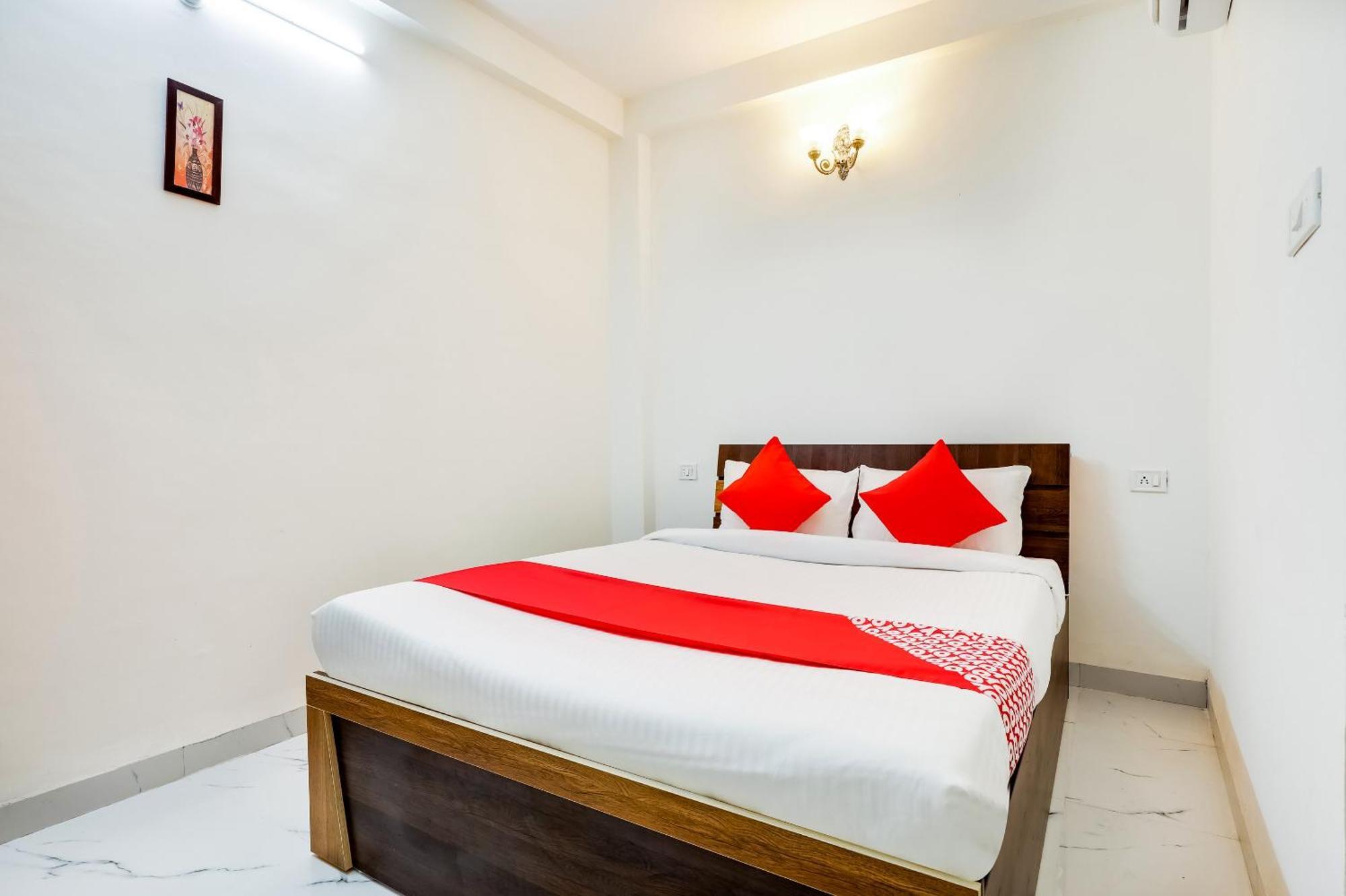 Hotel O Expression Indore Buitenkant foto