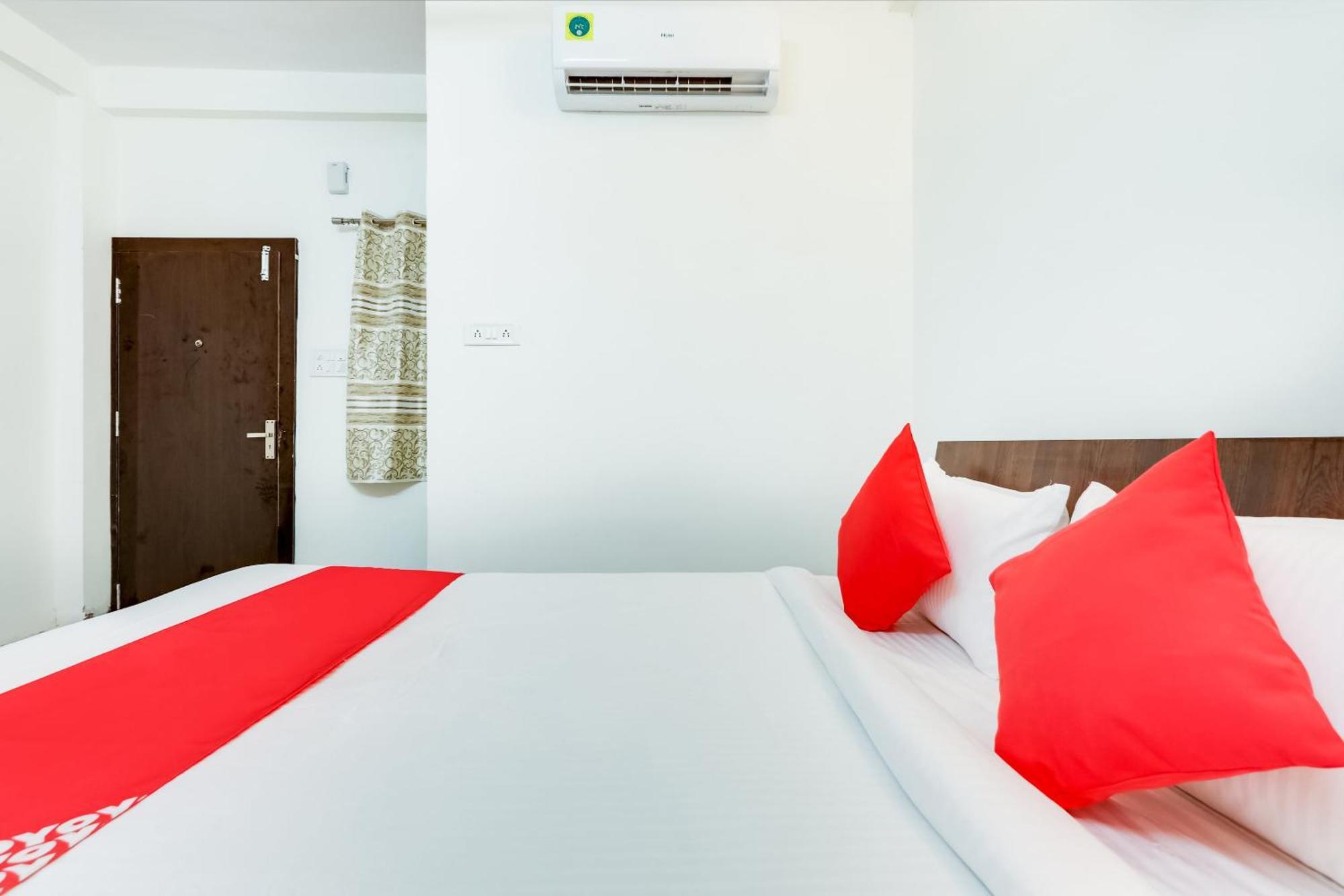 Hotel O Expression Indore Buitenkant foto
