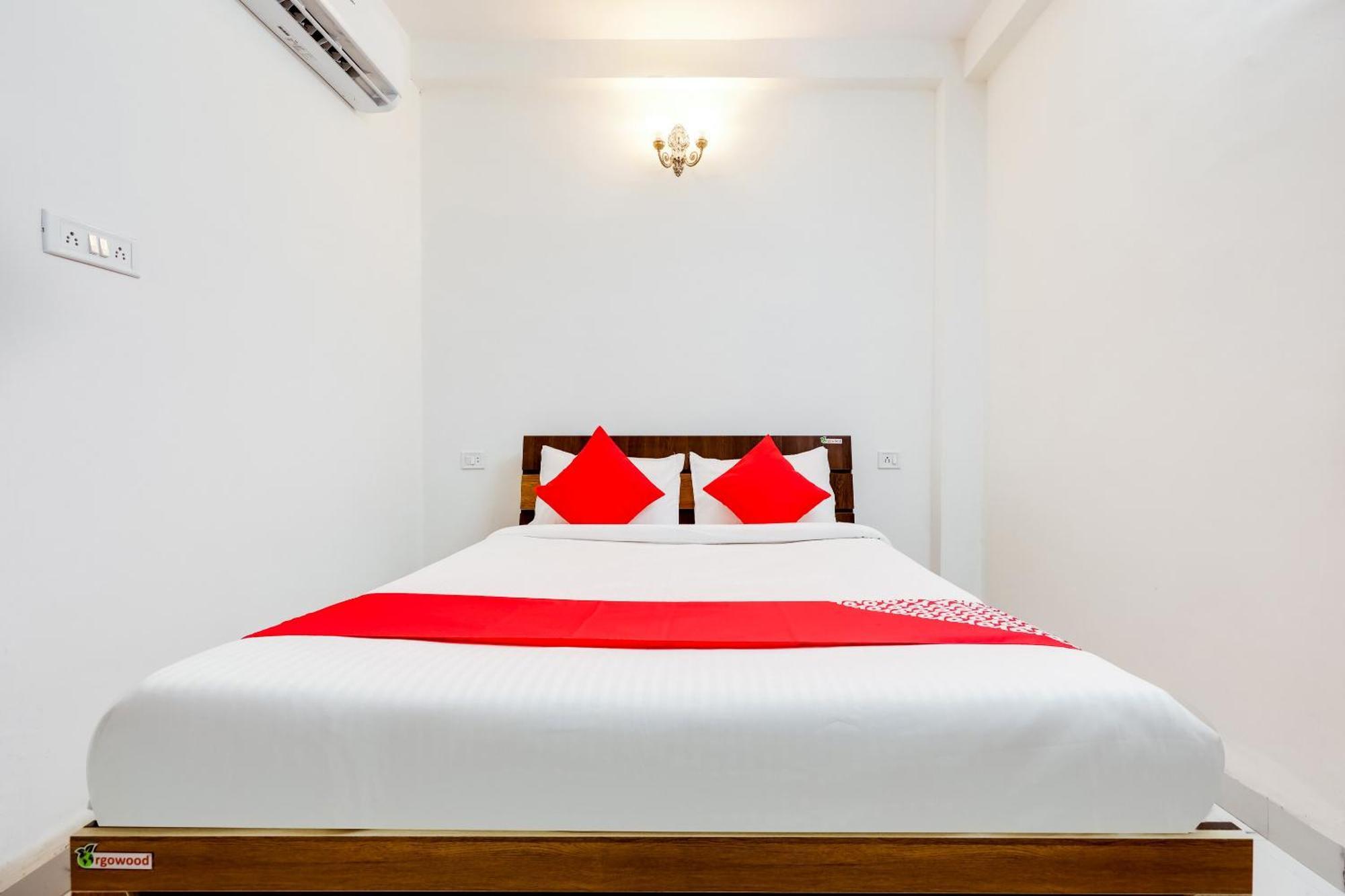 Hotel O Expression Indore Buitenkant foto
